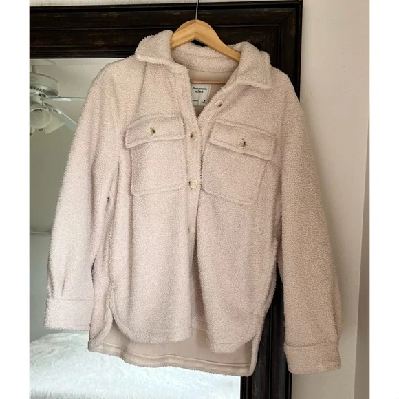 Abercrombie & Fitch Cozy Cream Sherpa Jacket - Picture 3 of 3